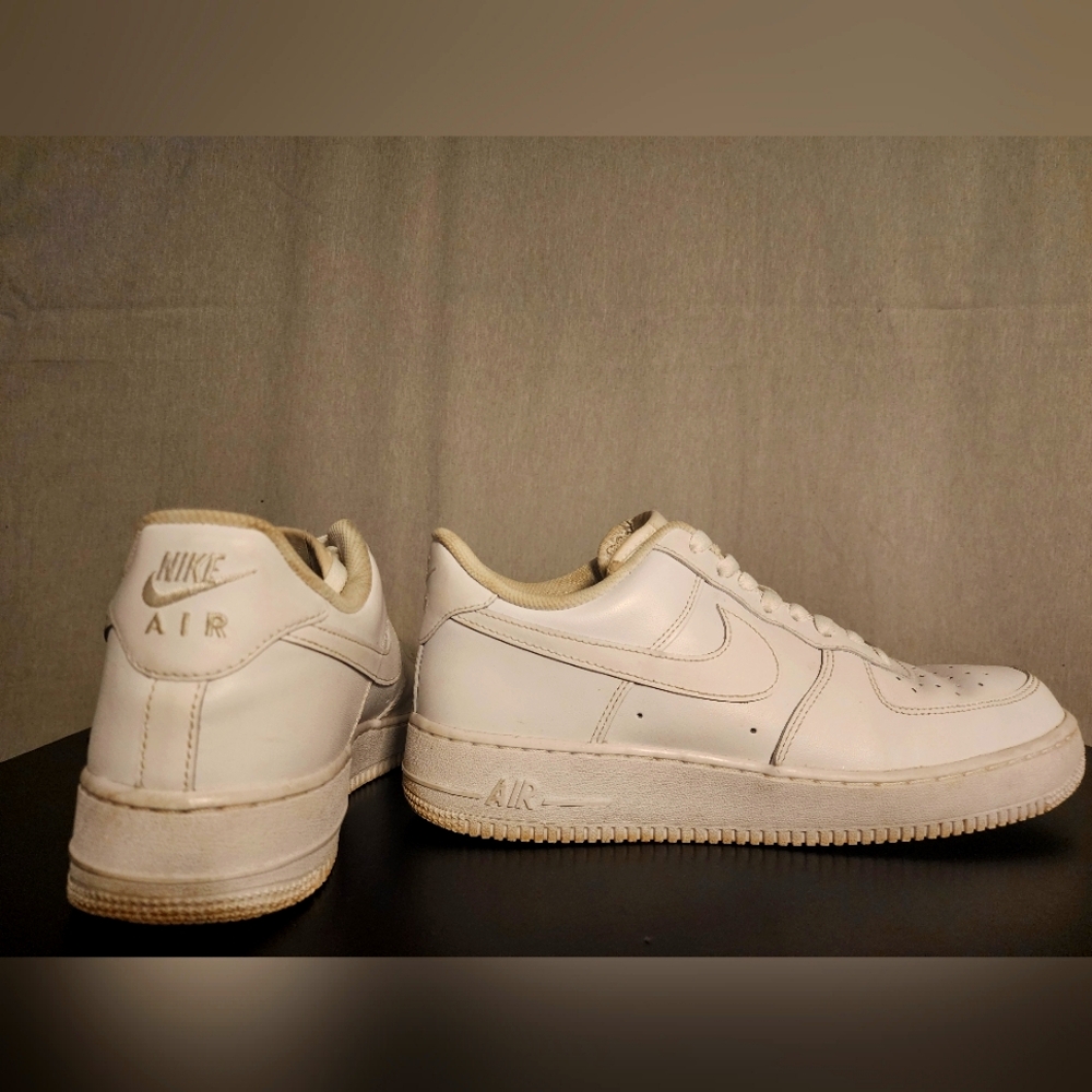 Nike Air Force 1 '07 LV8 3 White